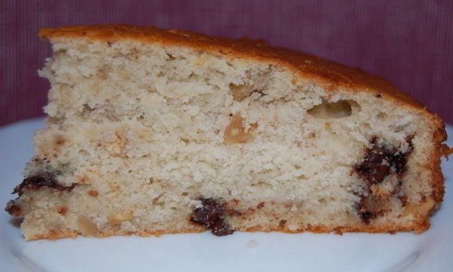 Рецепт бананового пирога с орехами и шоколадом