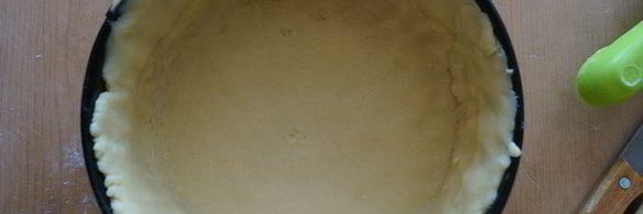 баскский пирог с вишней