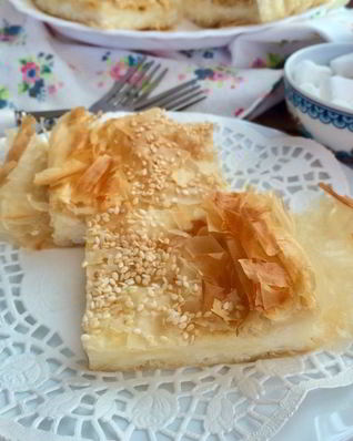 Греческий сырный пирог Тиропита