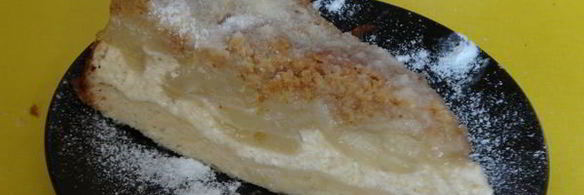 грушевый пирог с хрустящей посыпкой