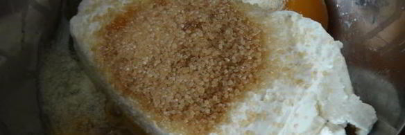 грушевый пирог с хрустящей посыпкой