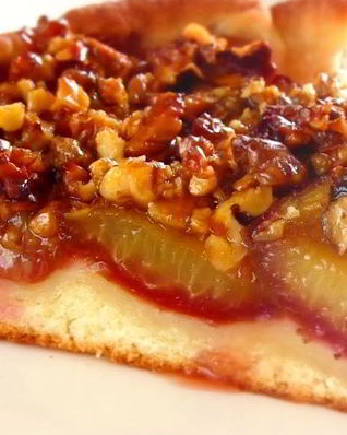 Изумительно вкусный сливовый пирог