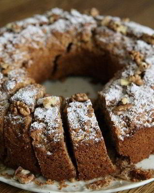 Кофейный пирог с грецкими орехами