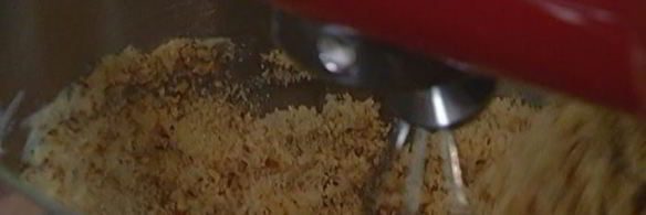 кофейный пирог с грецкими орехами