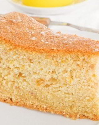 Кукурузный пирог с миндалем