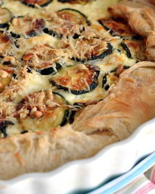 Легкий пирог с цукини и сыром