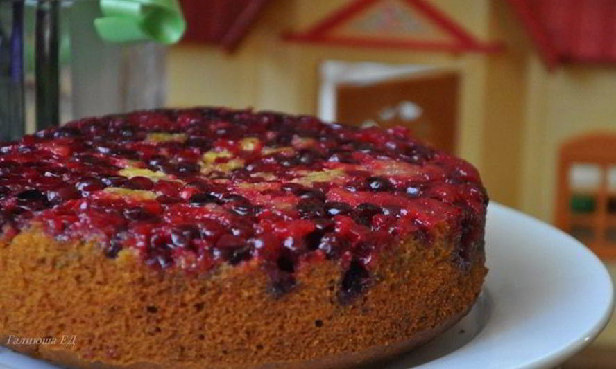 Рецепт перевернутого тыквенного пирога с клюквой