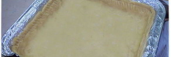 песочный пирог с омлетом