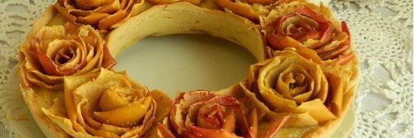 пирог-кольцо с яблочными розами