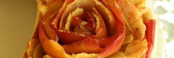 пирог-кольцо с яблочными розами