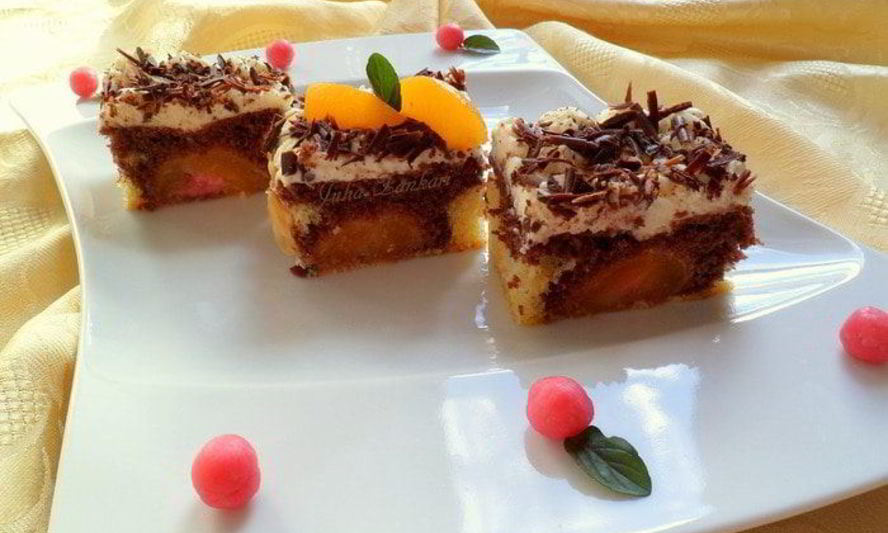 Рецепт пирога с абрикосами и взбитыми сливками