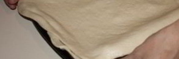 пирог с капустой и рыбной консервой