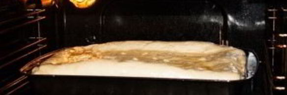 пирог с капустой и рыбной консервой