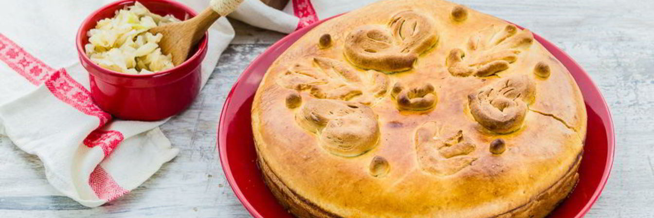 Пирог с мясом и капустой