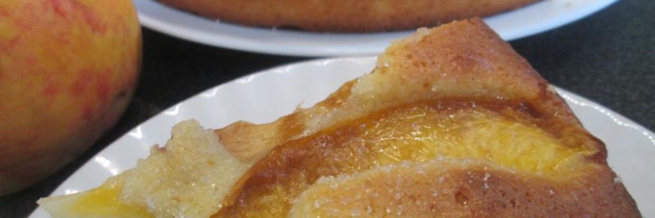 Пирог с нектаринами