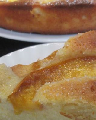 Пирог с нектаринами