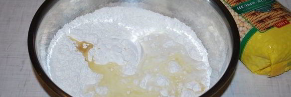 пирог с томленым мясом и горохом