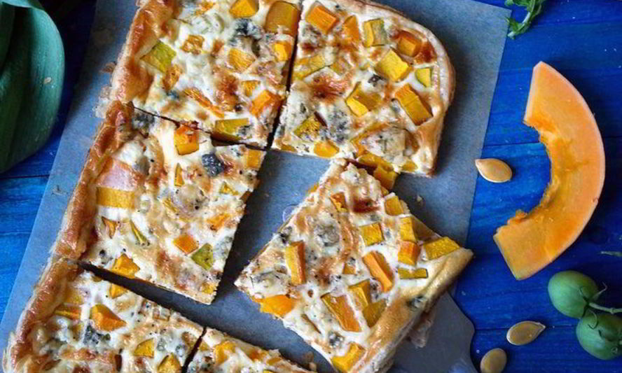 Рецепт пирога с тыквой и голубым сыром