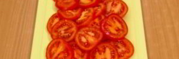 слоеный пирог с моцареллой и помидорами