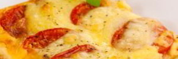 слоеный пирог с моцареллой и помидорами