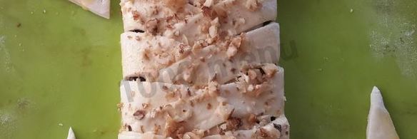 слойка с шоколадкой