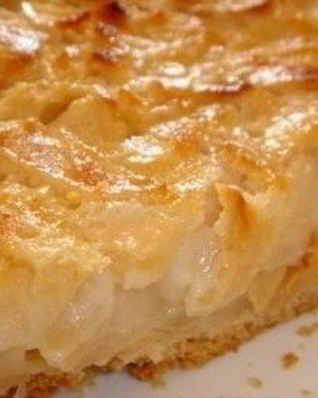 Цветаевский яблочный пирог со сметанным кремом