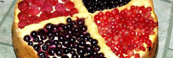 творожный пирог четыре ягоды