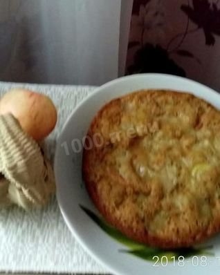 Яблочный пирог с медом