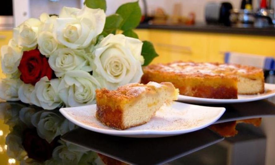 Рецепт яблочного пирога со сливочной заливкой