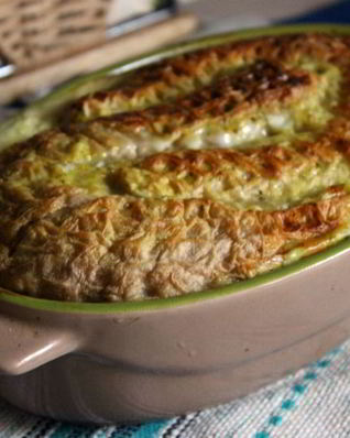 Заливной пирог из вафельных коржей с мясным фаршем