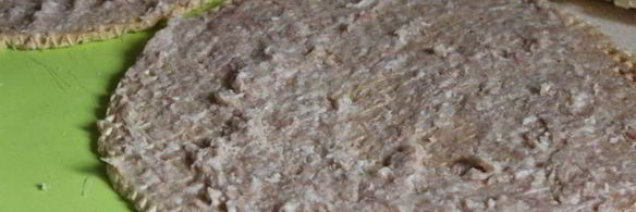 заливной пирог из вафельных коржей с мясным фаршем