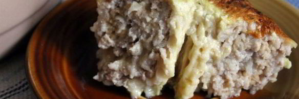 заливной пирог из вафельных коржей с мясным фаршем