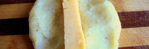 картофельные пирожки с сыром