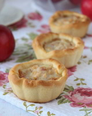 Мини-пирожки с яблоками