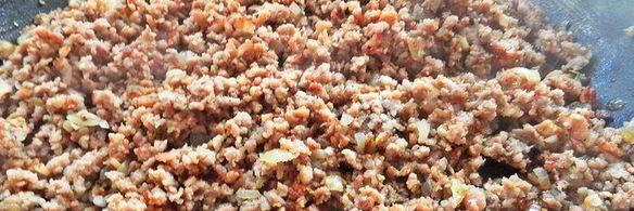 мясные пирожки из хрустящего теста