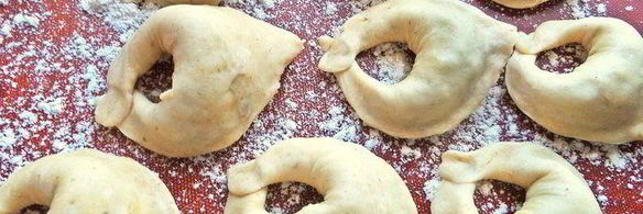 мясные пирожки из хрустящего теста