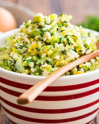 Начинка для пирожков из яиц и с ботвой и редисом