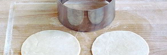 пирожки-гребешки с сыром и укропом