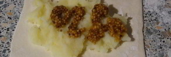 пирожки из готового слоёного теста