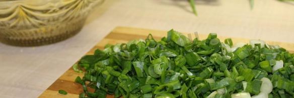 пирожки на кефире с зеленым луком и яйцом