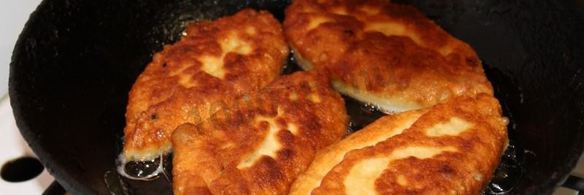 пирожки на кефире с зеленым луком и яйцом