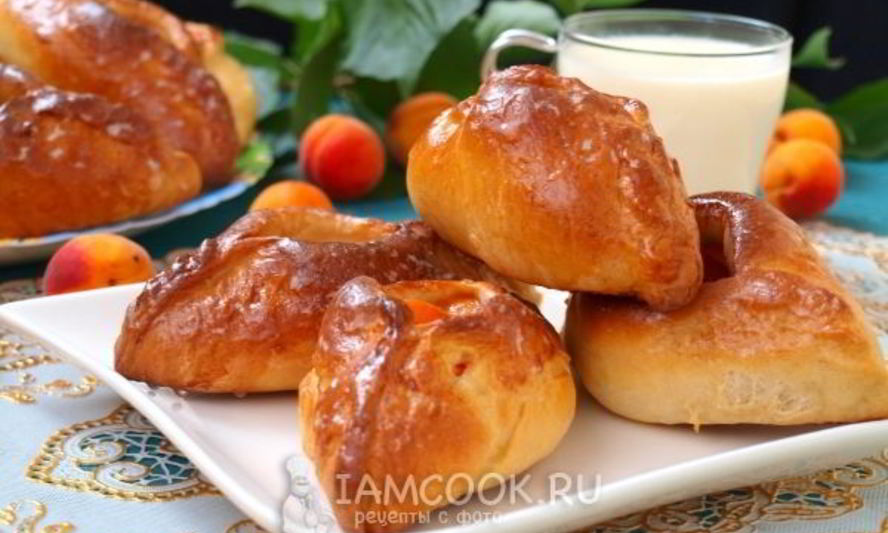 Рецепт пирожков с абрикосами в духовке
