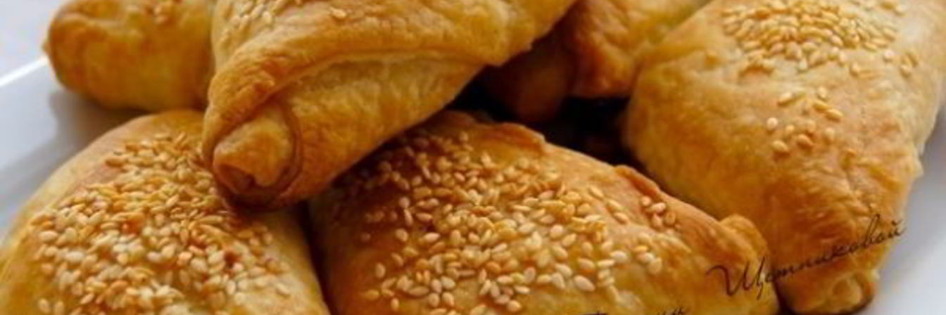 Пирожки с грибами и сыром