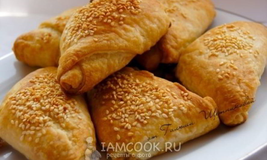 Рецепт пирожков с грибами и сыром