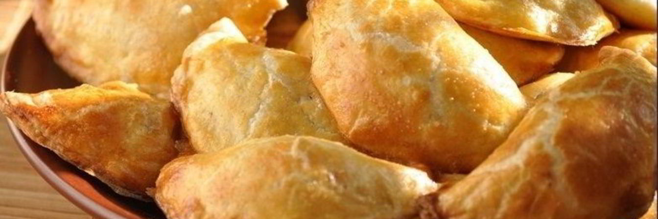 Пирожки с грибами из слоеного теста