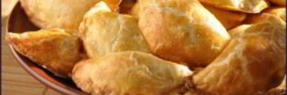 пирожки с грибами из слоеного теста