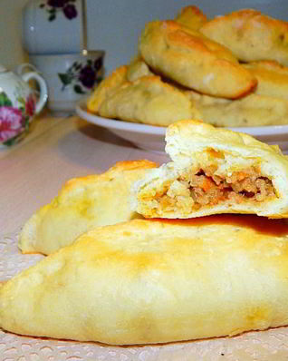 Пирожки с мясом и картошкой
