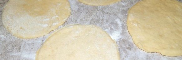 пирожки с мясом и картошкой