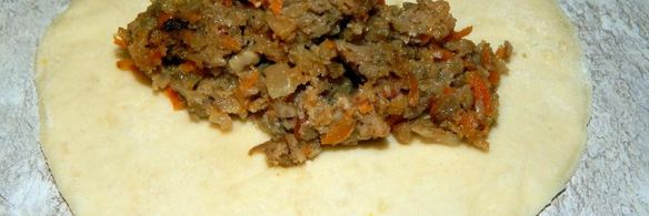 пирожки с мясом и картошкой