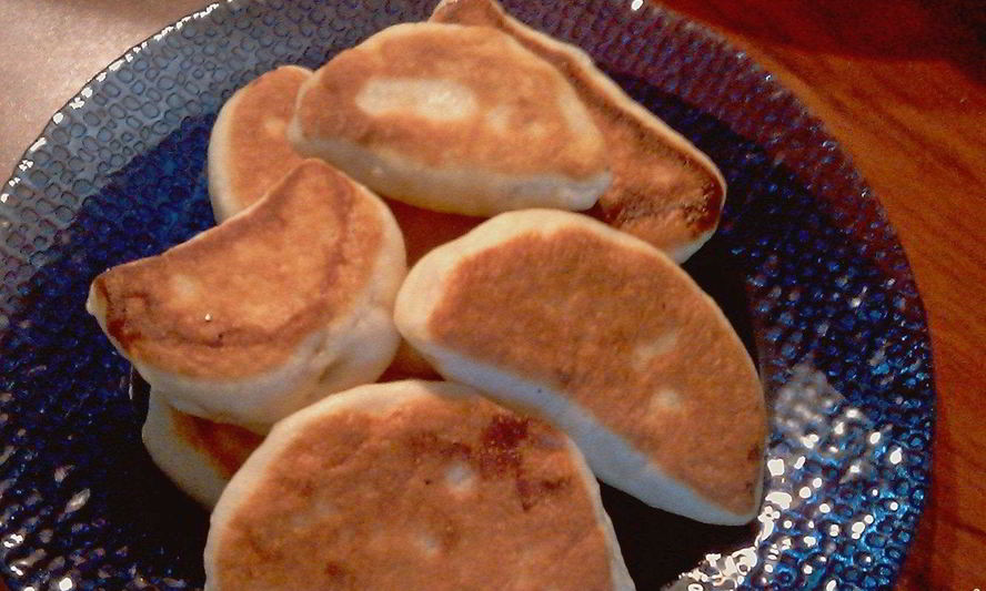 Рецепт пирожков с повидлом на сковороде